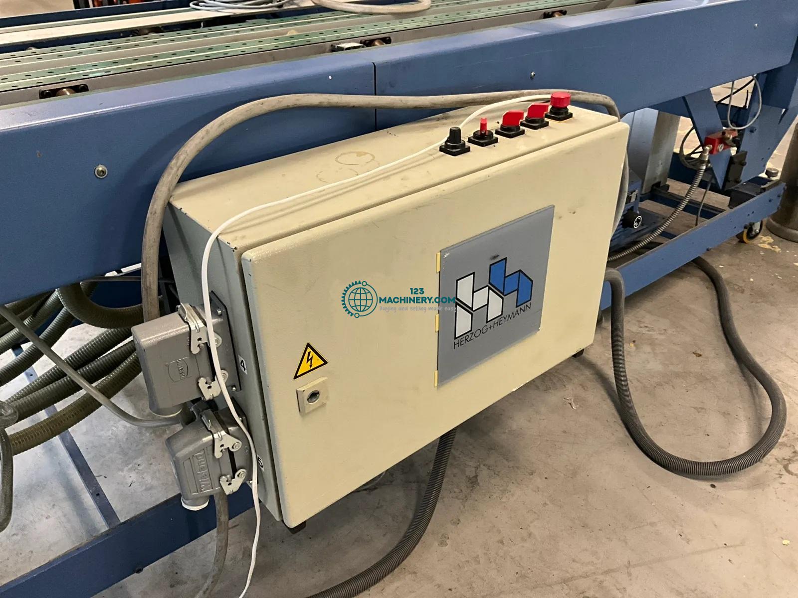 Herzog and Heymann suction belt